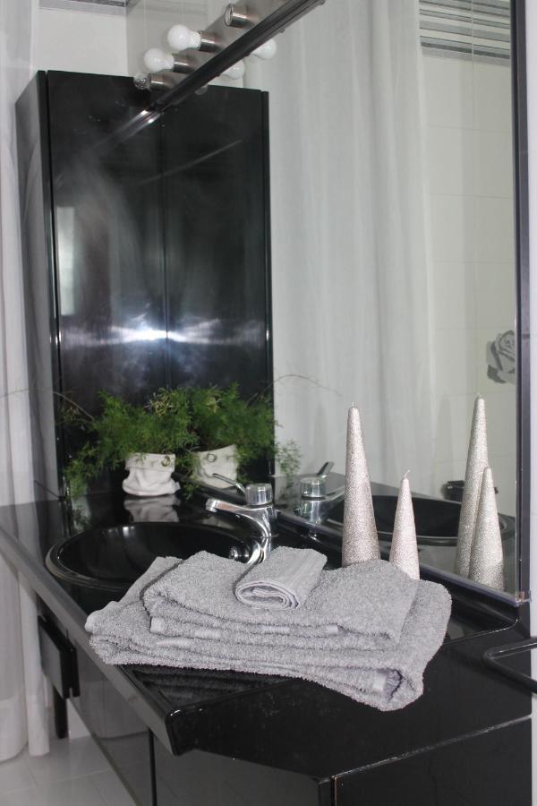 Perini Apartment *